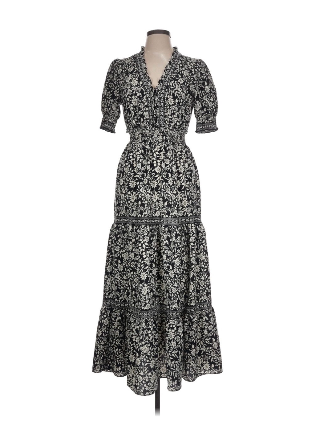 Max Studio Black And White Floral V-Neck Tiered Maxi Dress